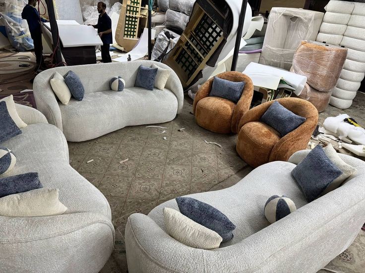 Foreign cushion
